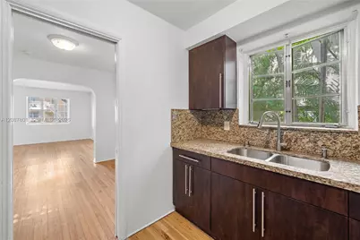 23 Majorca Ave, Coral Gables, FL 33134 - Photo 20
