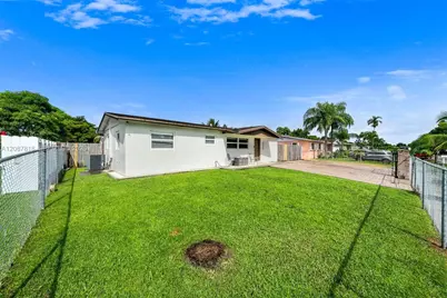 30334 SW 158th Ct, Homestead, FL 33033 - Photo 2