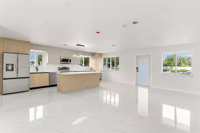 3900 SW 67th Ave, Miami, FL 33155 - Photo 8
