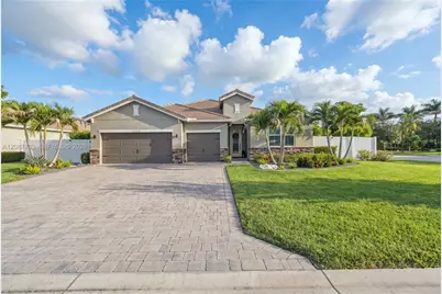 2590 SW Berry Park Cir, Palm City, FL 34990 - Photo 2