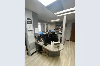 1601 N Palm Ave #101, Pembroke Pines, FL 33026 - Photo 4