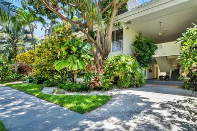 260 Sunrise Dr #D, Key Biscayne, FL 33149 - Photo 2