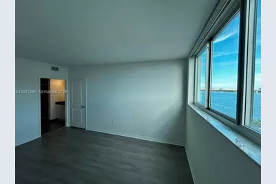 7525 E Treasure Dr #711, North Bay Village, FL 33141 - Photo 12