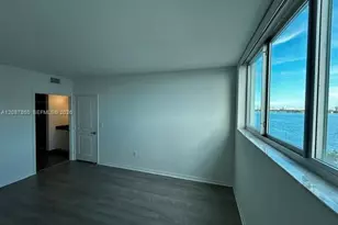 7525 E Treasure Dr, North Bay Village, FL 33141 - Photo 12