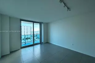 7525 E Treasure Dr, North Bay Village, FL 33141 - Photo 6
