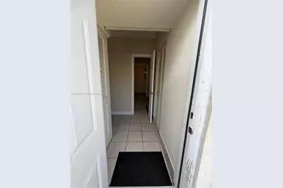9900 W Calusa Club Dr #1, Miami, FL 33186 - Photo 10