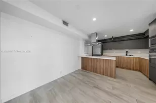 1000 Quayside Terrace, Miami, FL 33138 - Photo 2