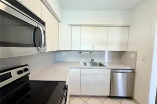 10178 Collins Ave, Bal Harbour, FL 33154 - Photo 10