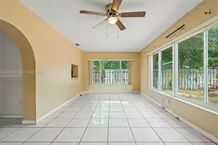 800 NW 48th Terrace, Plantation, FL 33317 - Photo 14