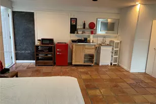 208 NE 22nd Ave, Pompano Beach, FL 33062 - Photo 4
