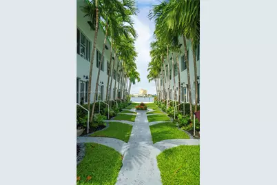 2180 Bay Dr #4B, Miami Beach, FL 33141 - Photo 2