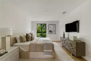 1917 NW 17th St, Miami, FL 33125 - Photo 16