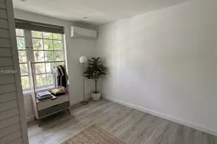 932 7th St, Miami Beach, FL 33139 - Photo 4