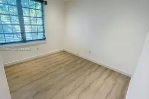 932 7th St, Miami Beach, FL 33139 - Photo 6