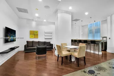234 NE 3rd St #1701, Miami, FL 33132 - Photo 4