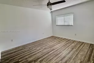 1650 SW 124th Terrace, Pembroke Pines, FL 33027 - Photo 8