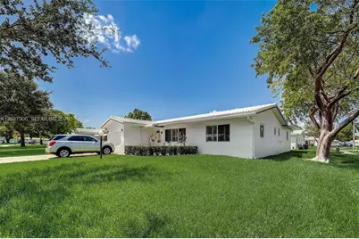 1651 NW 85th Ave, Plantation, FL 33322 - Photo 4