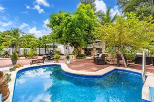 735 NW 129th St, North Miami, FL 33168 - Photo 4