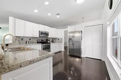 5346 NW 99th Way, Coral Springs, FL 33076 - Photo 14