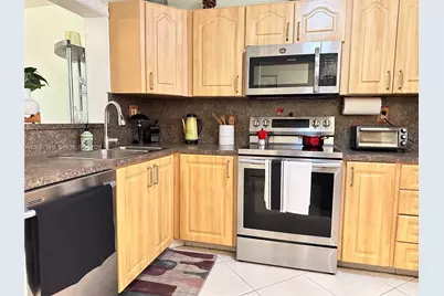 3910 Inverrary Blvd #202-B, Lauderhill, FL 33319 - Photo 6