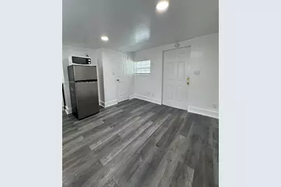 25 SW 10th St #11, Dania Beach, FL 33004 - Photo 4