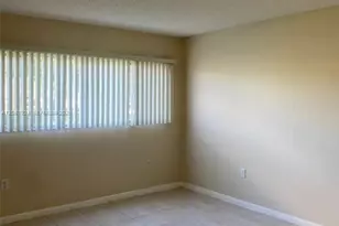 12955 SW 16th Ct, Pembroke Pines, FL 33027 - Photo 10