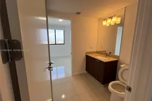 5300 Paseo Blvd, Doral, FL 33166 - Photo 16
