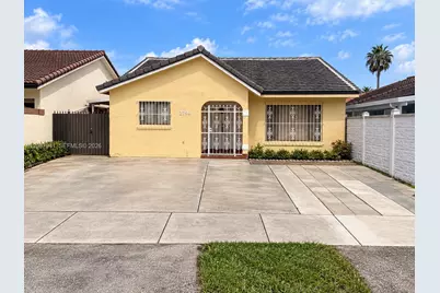 12796 NW 102 Ct, Hialeah Gardens, FL 33018 - Photo 1