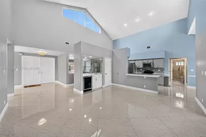 20141 NW 10th St, Pembroke Pines, FL 33029 - Photo 14