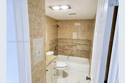 9682 Fontainebleau Blvd #207, Miami, FL 33172 - Photo 12
