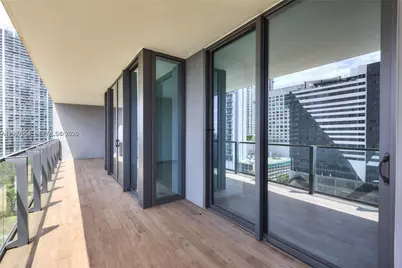 88 SW 7th St #904, Miami, FL 33130 - Photo 26
