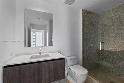 88 SW 7th St #904, Miami, FL 33130 - Photo 18