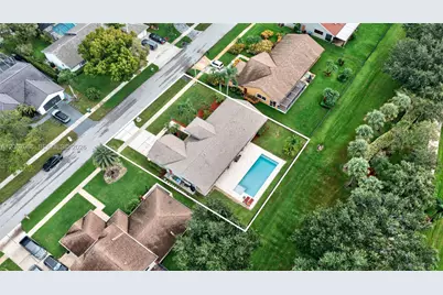 19960 NW 2nd St, Pembroke Pines, FL 33029 - Photo 14