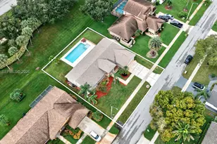 19960 NW 2nd St, Pembroke Pines, FL 33029 - Photo 12