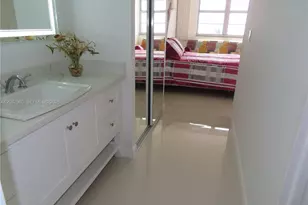 5701 Collins Ave, Miami Beach, FL 33140 - Photo 16