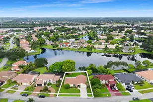 6581 Falconsgate Ave, Davie, FL 33331 - Photo 4
