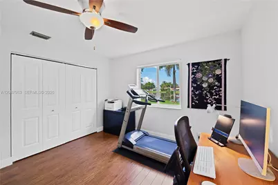 6581 Falconsgate Ave, Davie, FL 33331 - Photo 30