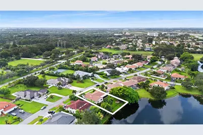 6581 Falconsgate Ave, Davie, FL 33331 - Photo 42