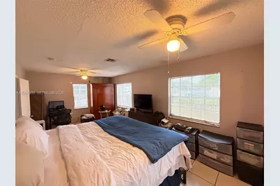 2118 NW 83rd St, Miami, FL 33147 - Photo 8