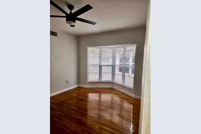 540 15th St #204, Miami Beach, FL 33139 - Photo 14