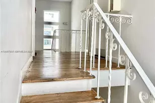 540 15th St, Miami Beach, FL 33139 - Photo 8