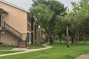 15570 SW 105th Ln, Miami, FL 33196 - Photo 10