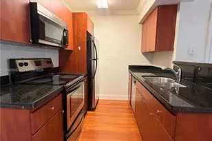 15570 SW 105th Ln, Miami, FL 33196 - Photo 14