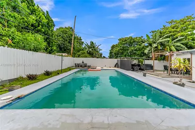 12501 NW 22nd Ave, Miami, FL 33167 - Photo 40