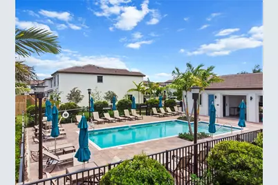 221 SW 159th Way, Pembroke Pines, FL 33027 - Photo 6