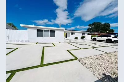 10521 Caribbean Blvd, Cutler Bay, FL 33189 - Photo 2