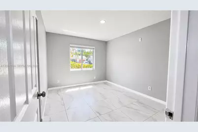 8331 NW 44th Ct, Lauderhill, FL 33351 - Photo 8