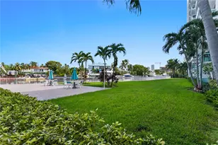 2841 NE 163rd St, North Miami Beach, FL 33160 - Photo 38