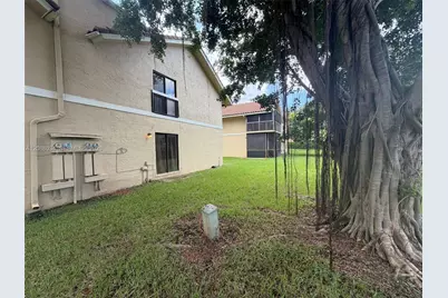 8460 Shadow Ct #1-4, Coral Springs, FL 33071 - Photo 22