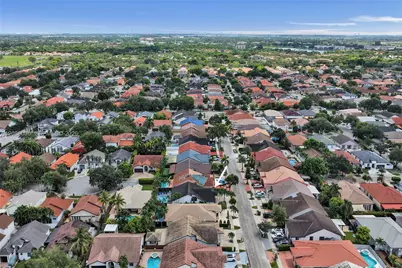 8971 NW 150th Ter, Miami Lakes, FL 33018 - Photo 54